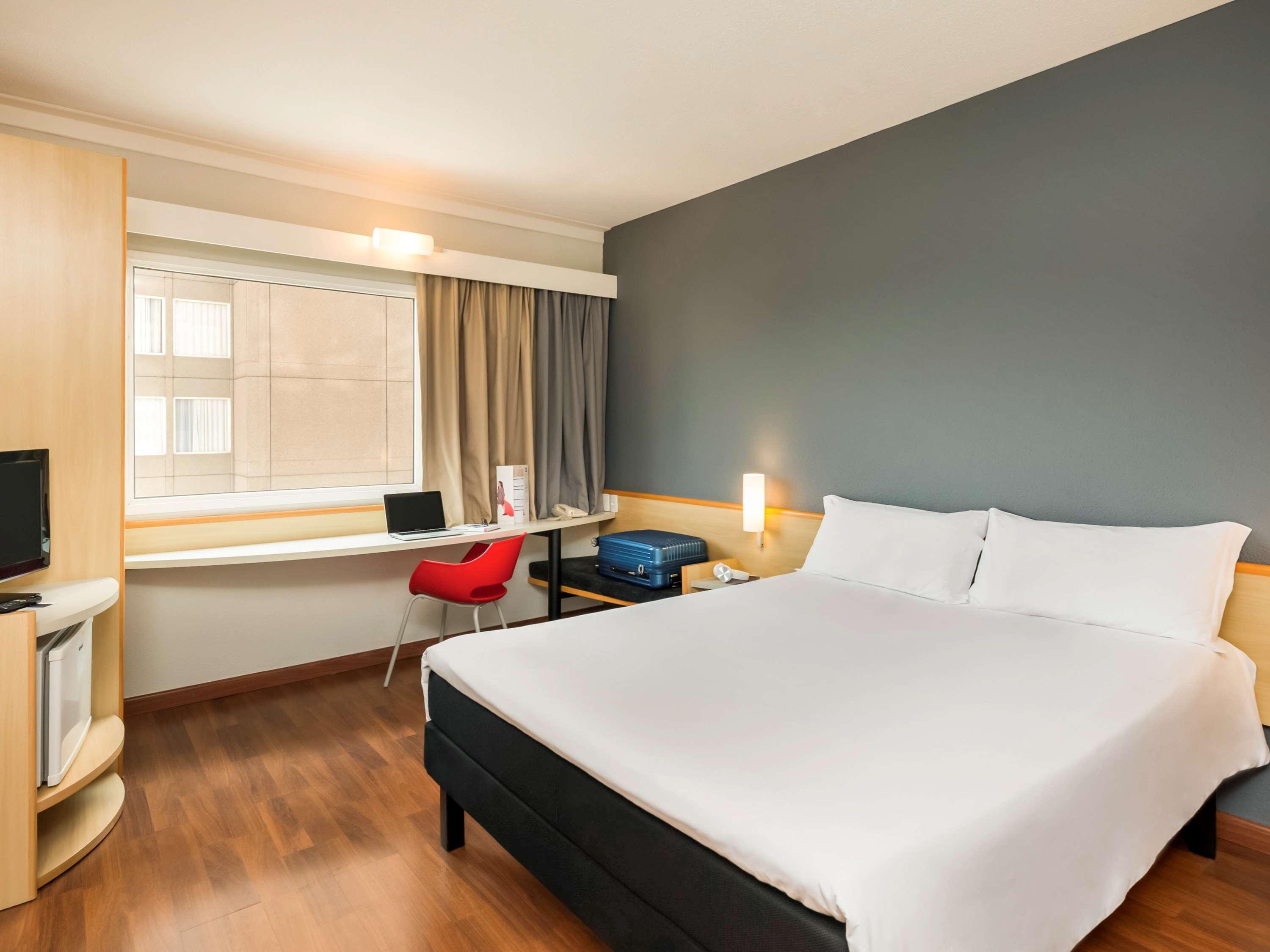 Ibis 3*